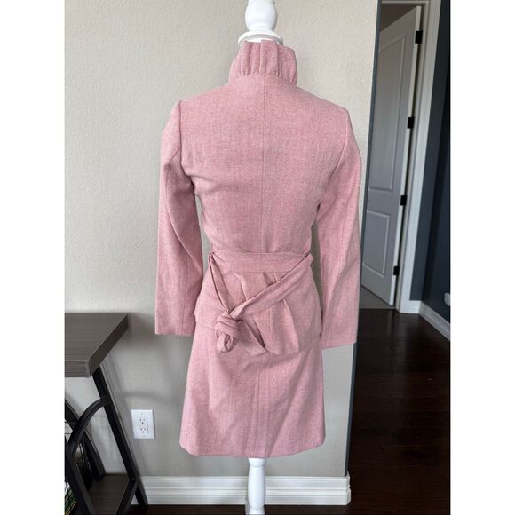 NWT Pink Wool Blend Bouclé 2 Piece Skirt Suit Set Blazer Size S MSRP $1130 - Picture 2 of 10